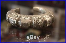 ANTIQUE OMANI SILVER BRACELET CUFF BANGLE OMAN Muscat authentic jewelry tribal