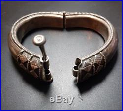 Antique Bedouin Middle Eastern Yemeni Sterling Silver Bangle Bracelet RARE