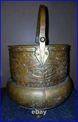 Antique Hand Made Middle Eastern Copper Tripod Handled Bucket Pot Signed See Pic