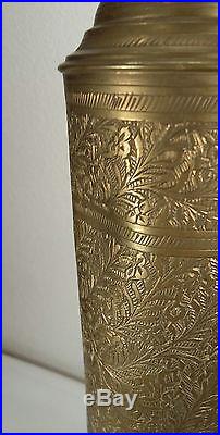 Antique Middle Eastern /Moroccan Ornate Carved Leaf Brass Table Lamp