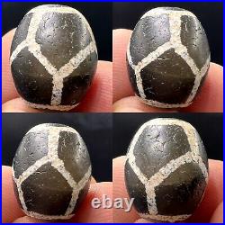 Authentic Ancient Old Indo Tibetan Himalayan Etched Chung Dzi Bead