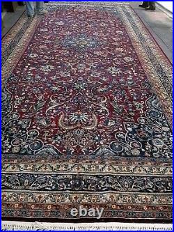 Hand woven middle eastern M-eshed antique carpet 9' x 19' good condition P. Ersia