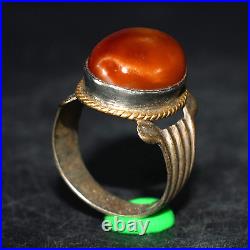 Old Antique Middle Eastern Solid Silver Ring with Carnelian Hakik Bezel