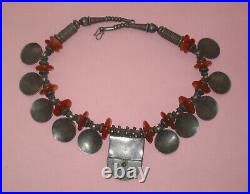 Outstanding Antique Vintage Middle Eastern Beaded Silver & Carnelians Necklace