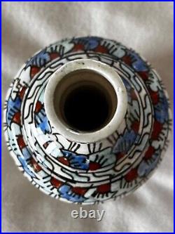 Rare Antique Turkish Kutahya Iznik Hand Painted Floral & Leaf Motif Vase 5.50 T