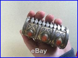Rare Sterling Silver Antique Heavy Middle Eastern Heavy Superb Bracelet Cuff