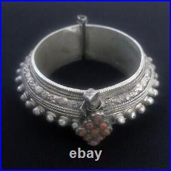 Silver Yemenite bracelet, handmade tribal bracelet, wide silver bracelet (YB8)