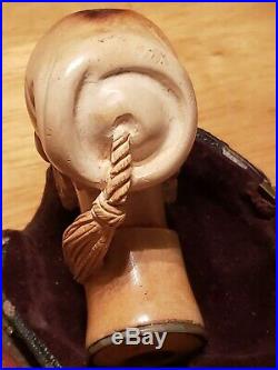 Very Early Nicely Detailed Middle Eastern Man Antique Meerschaum Pipe