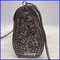 Vintage Middle Eastern ARTISAN HANDCRAFTED SILVER SMALL PURSE